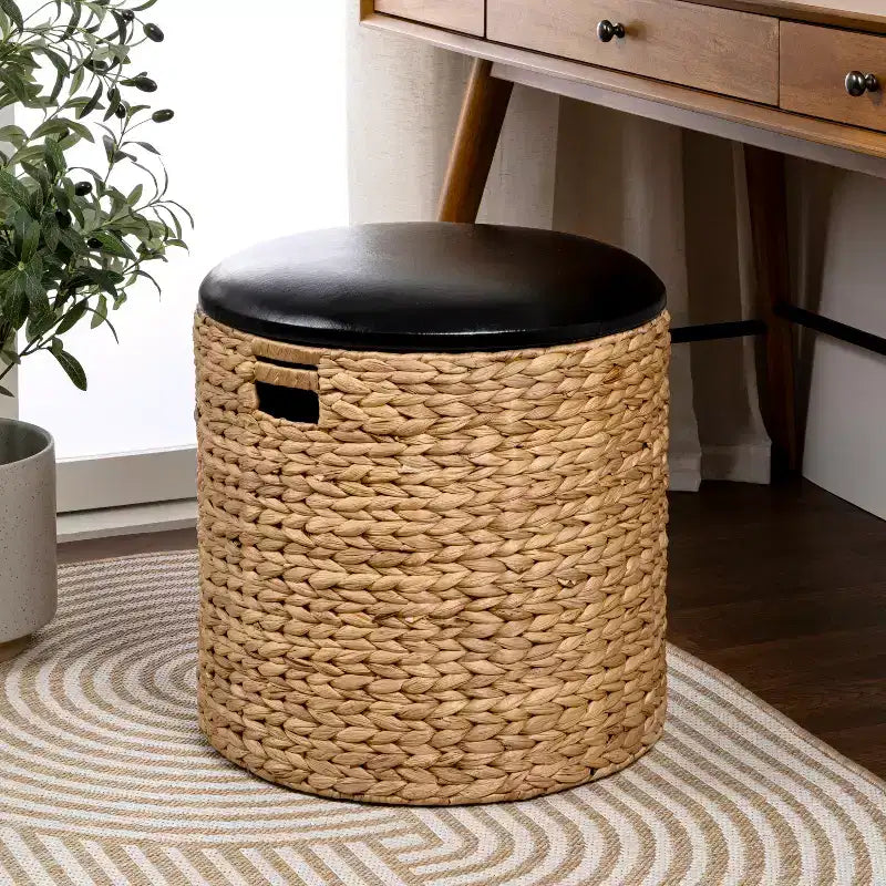 Pouffe de rangement moderne côtier tressé à la main en jacinthe d'eau de 45 cm avec couvercle
