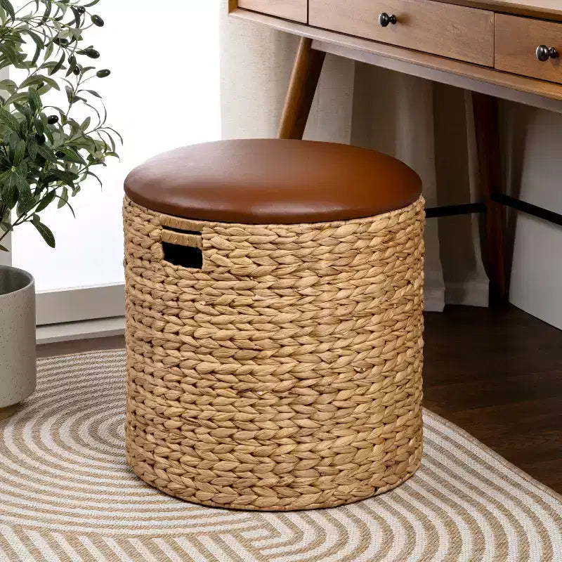 Pouffe de rangement moderne côtier tressé à la main en jacinthe d'eau de 45 cm avec couvercle